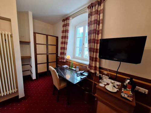 Budget Single Room