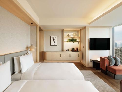 Twin Room with Skyline View