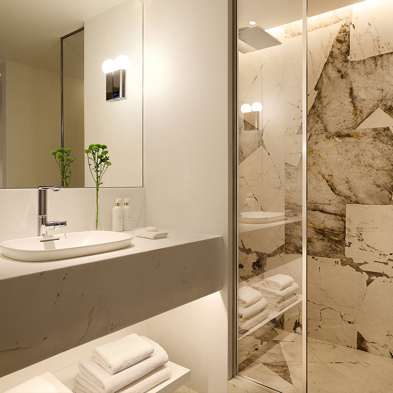 Riviera room