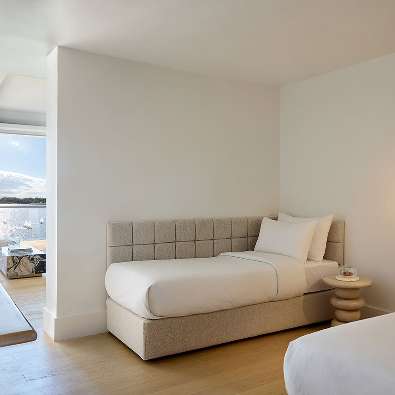Club 1 Bedroom Suite 