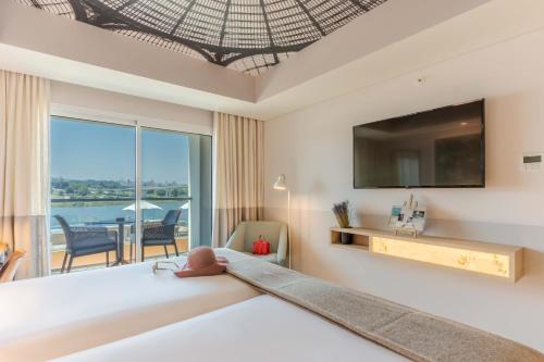 Double or Twin Room with River View