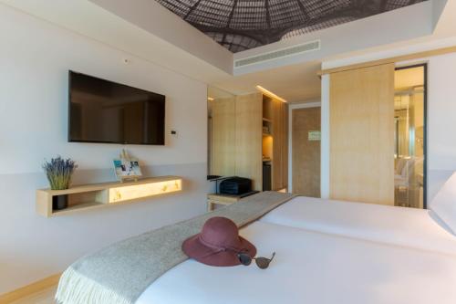 Double or Twin Room with River View