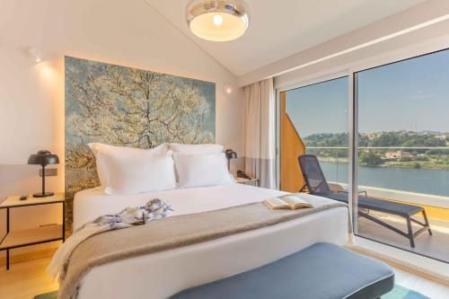 Suite (2 Adults + 1 Child)