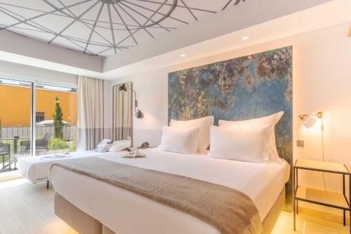 Superior Double Room (2 Adults + 1 Child)