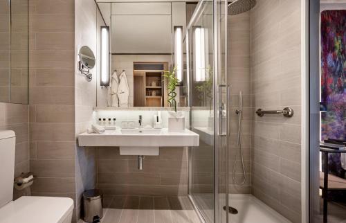 Superior Double Room (2 Adults + 1 Child)