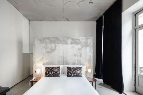 Suite with City View