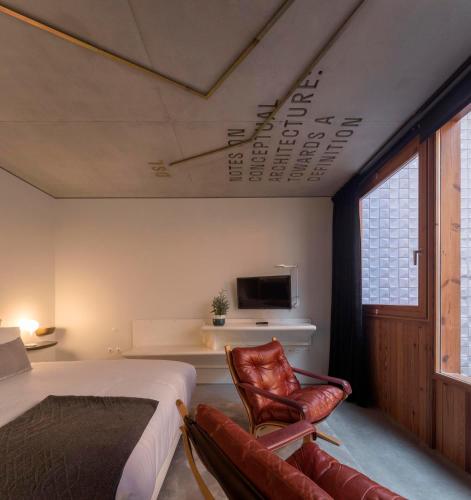 Double Room inner Courtyard View