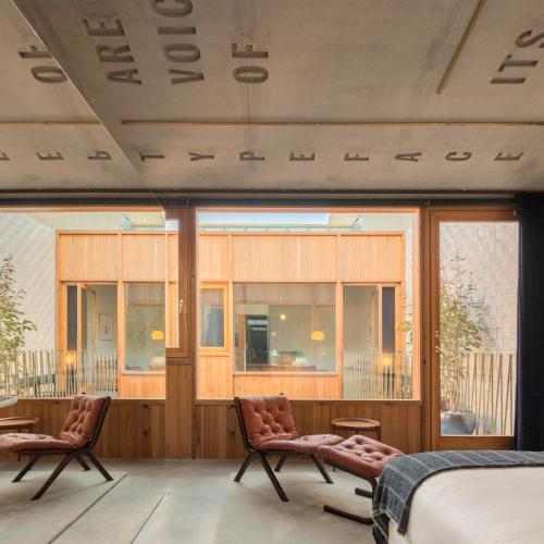 Deluxe Double Room inner Courtyard View