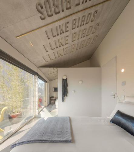 Double Room with Balcony and Garden View