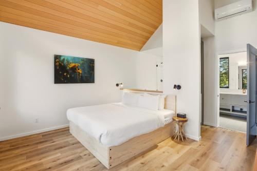 Superior Chalet One-Bedroom