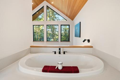 Superior Chalet One-Bedroom