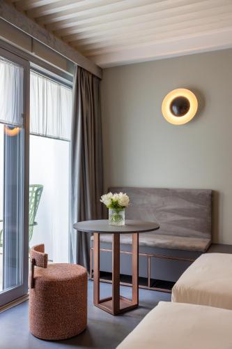 Superior Double or Twin Room with Terrace