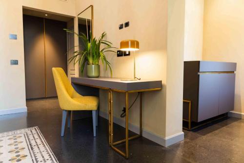 Superior Double or Twin Room with Terrace