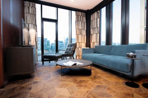 Warehouse Suite