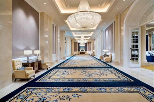 Luxury King Room