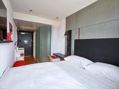 King Room with Ocean View
