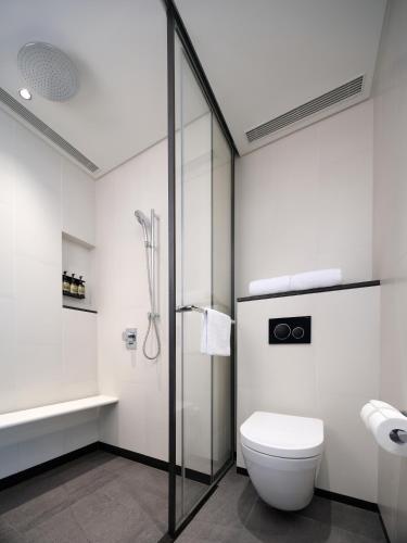 Habitat Deluxe Twin Room