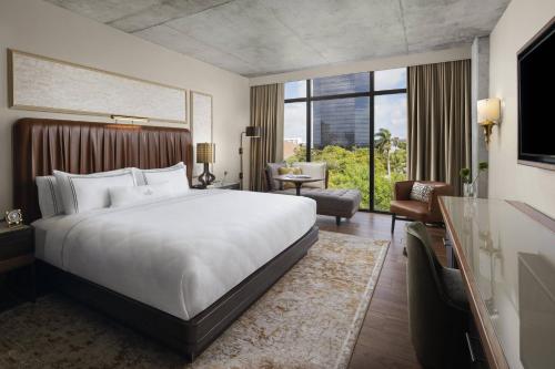 Guest Room, 1 King