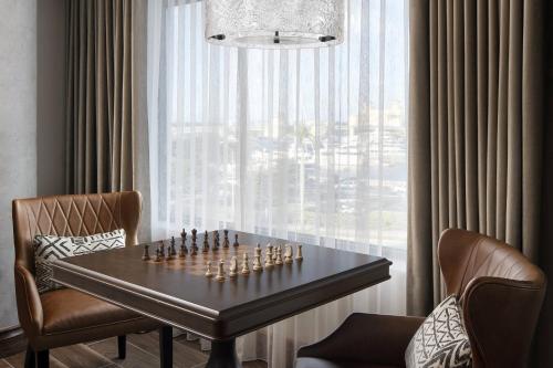 Junior King Suite