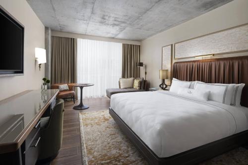 Interior Room, Guest room, 1 King