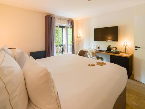 Chambard Double Room