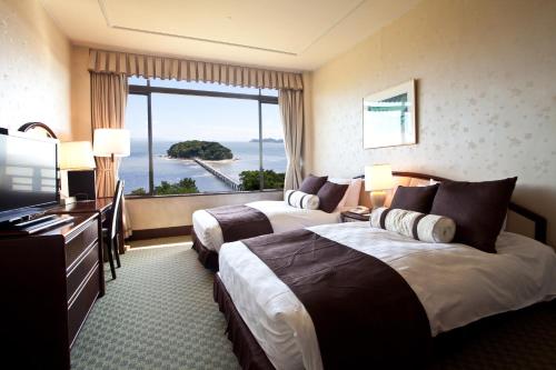 Suite with Sea View