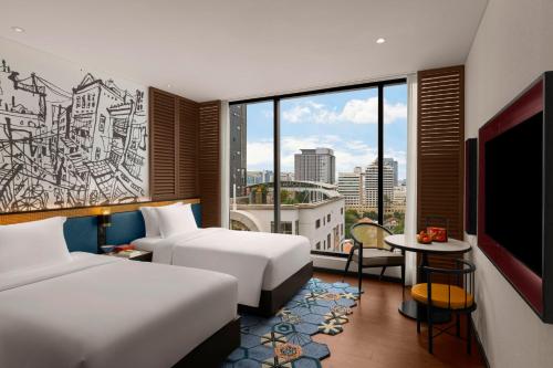 Standard Twin Room with City View