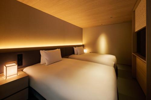Executive Luxury Corner Suite