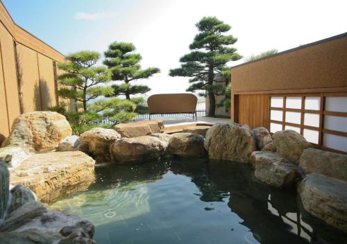 Japanese Western Suite with Open Air Bath Type C - Non-Smoking (1st Floor)