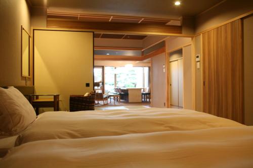 Japanese Western Suite with Open Air Bath Type D - Non-Smoking (1st Floor)
