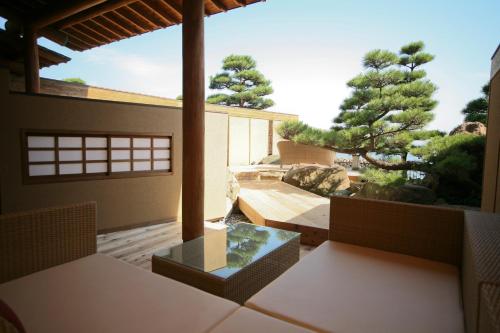 Japanese Western Suite with Open Air Bath Type D - Non-Smoking (1st Floor)