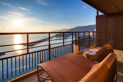 Japanese Western Suite with Open Air Bath Type K - Non-Smoking (5th-7th Floor)