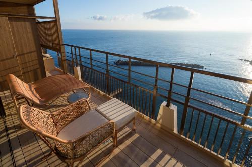 Japanese Western Suite with Open Air Bath Type L - Non-Smoking (5th-7th Floor)