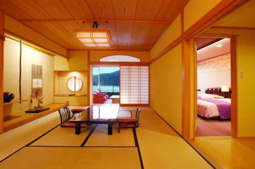 Room with Tatami Area
