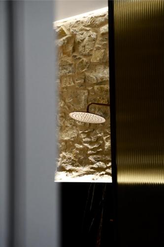 Signature Stone Suite
