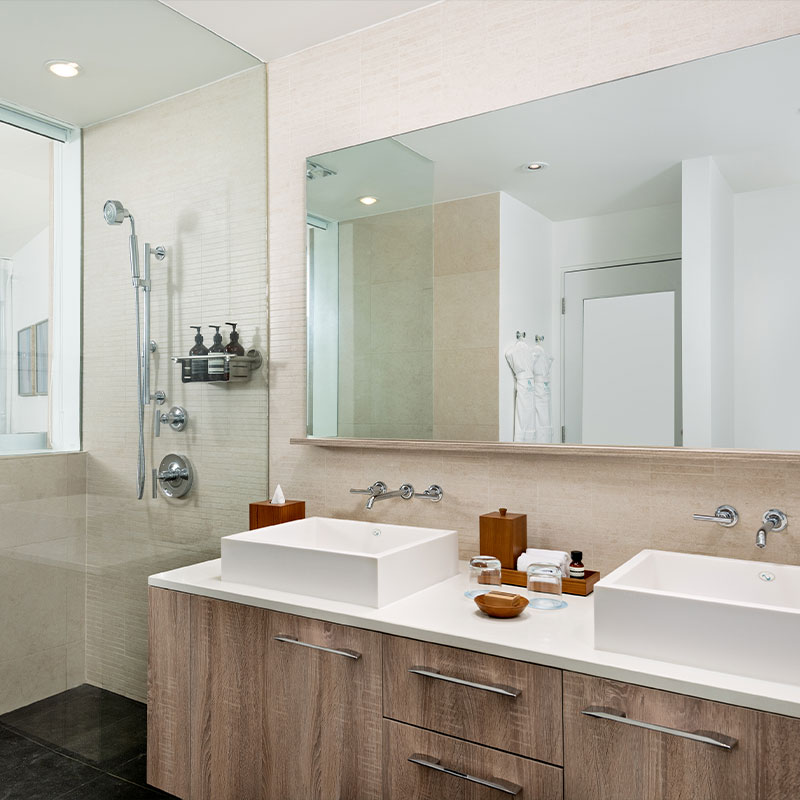 2 Bedroom Oceanfront Suite (2 Kings)