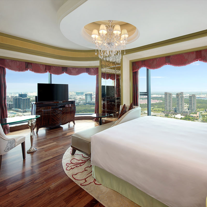 Grand Deluxe King