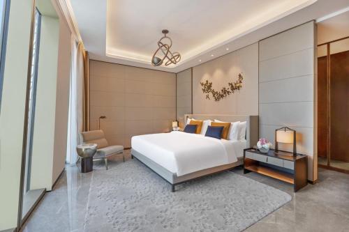 One Bedroom City View Suite