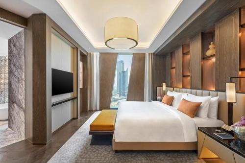 Panoramic View Suite