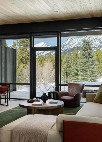 Alpine Cabin