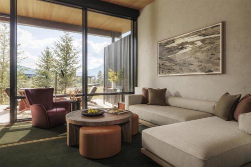 Two Bedroom Big Sky Cabin