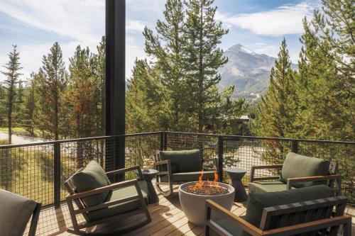 Signature Six Bedroom Private Home