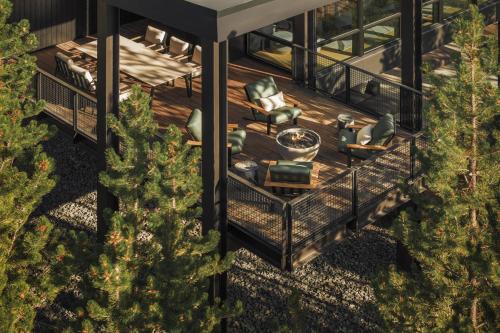Signature Five Bedroom Private Home