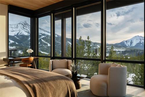 Six Bedroom Private Home