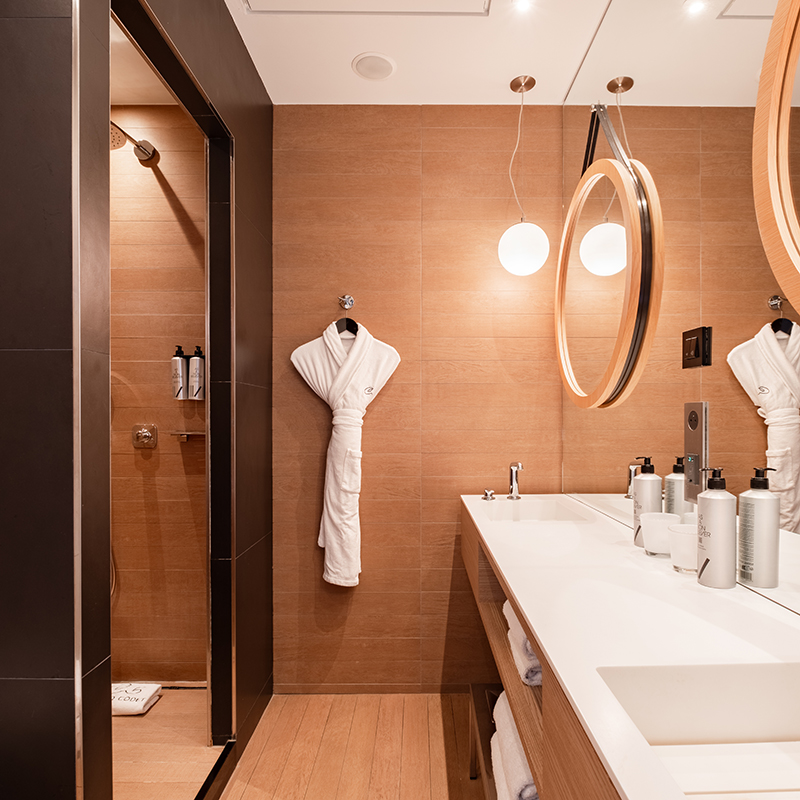Connecting Family Junior Suite