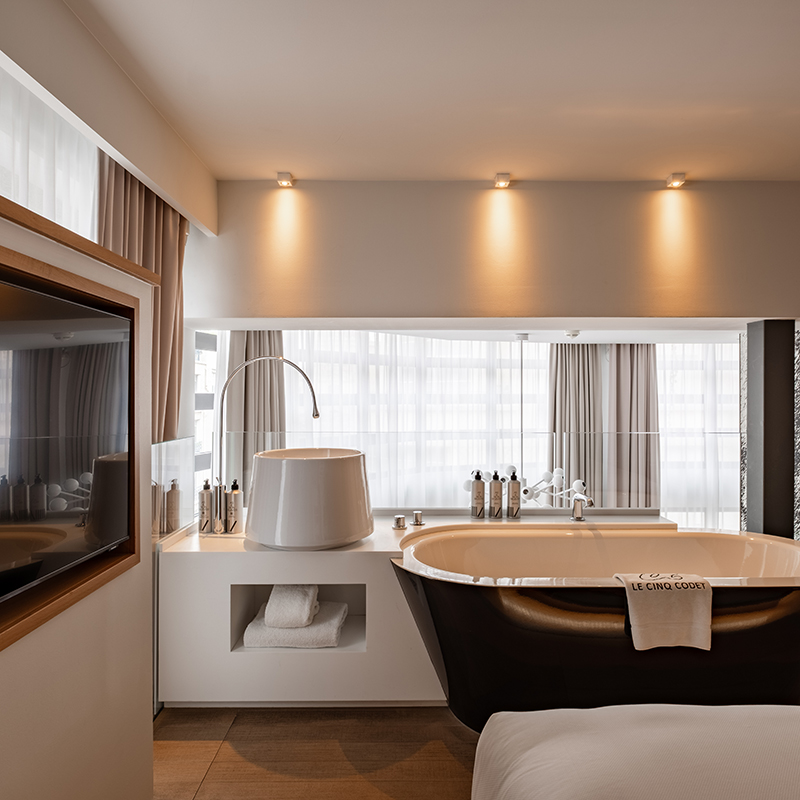 Connecting Family Duplex Suite 