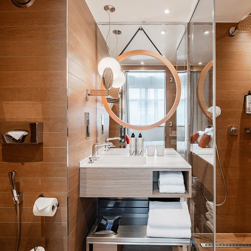 Connecting Family Duplex Suite 
