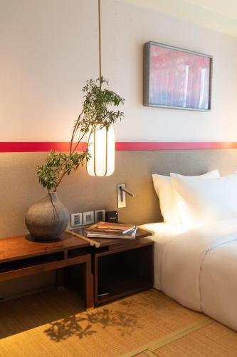 Nihoma Room