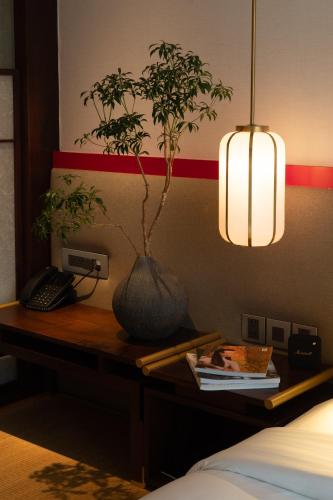 Nihoma Room
