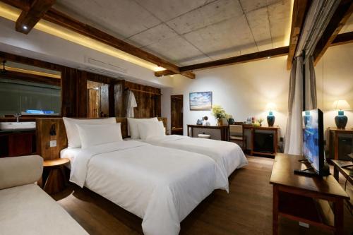 Superior Double or Twin Room - No Window